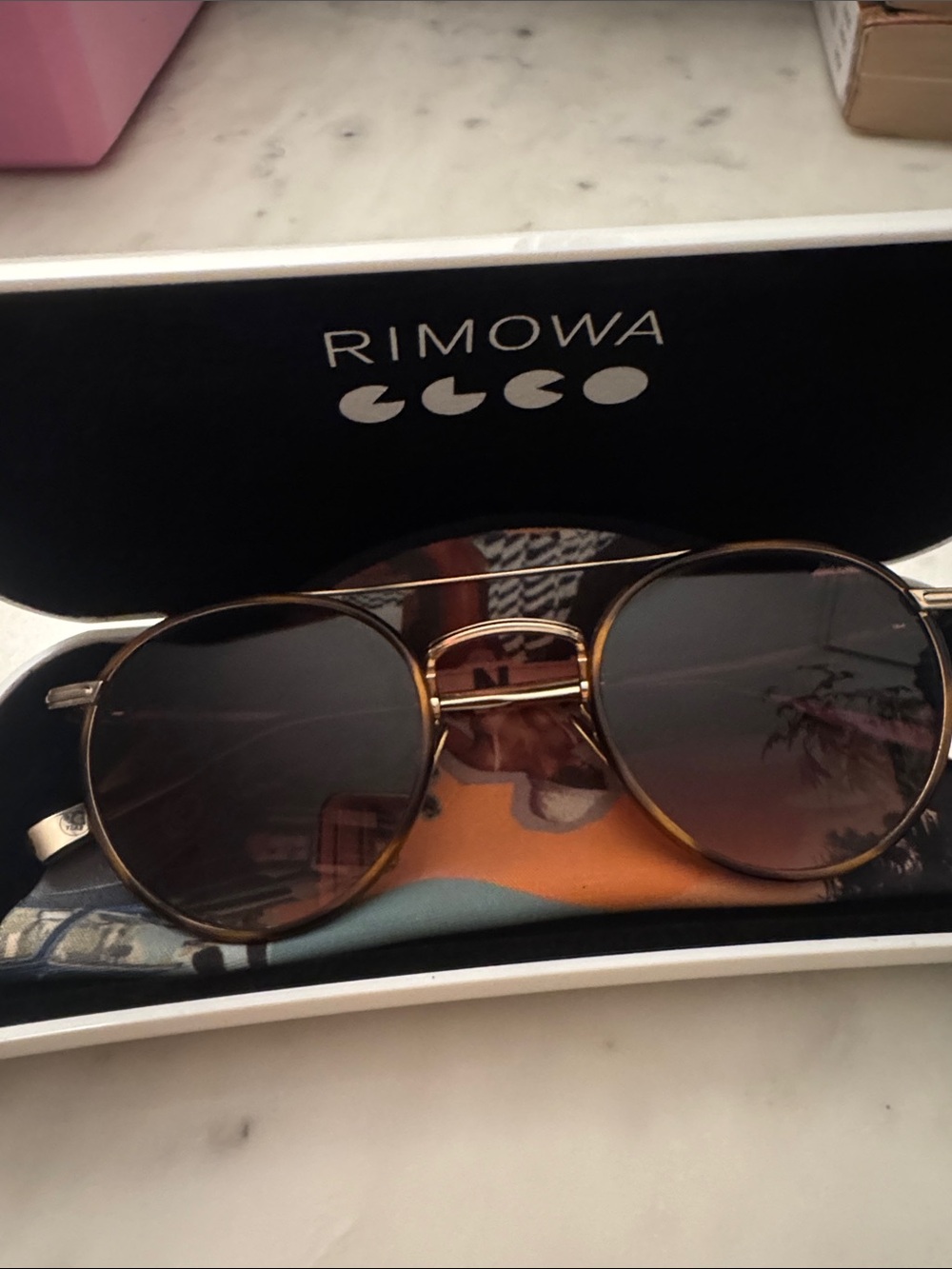 RIMOWA Gold Metal Frame Brown Gradient Lens Sunglasses unisex